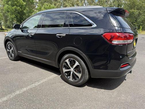 Ebony Black 2017 Kia Sorento EX