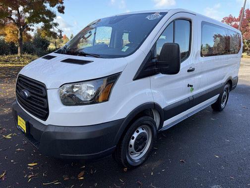 2017 Ford Transit-150 XL