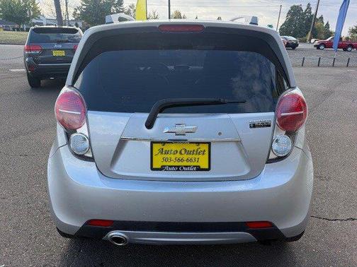 Silver Ice Metallic 2014 Chevrolet Spark 2LT