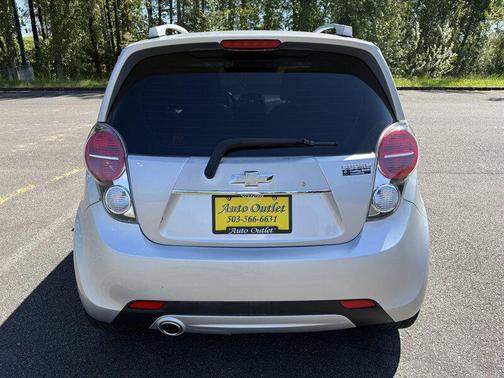 Silver Ice Metallic 2014 Chevrolet Spark 2LT