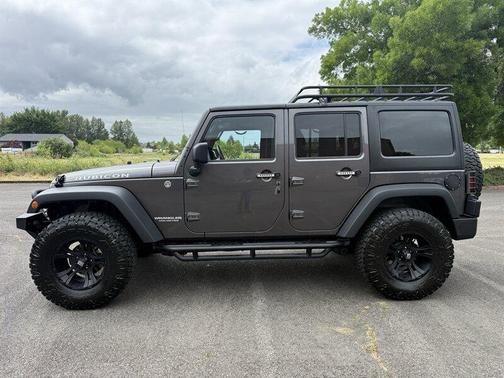Granite Crystal Metallic Clearcoat 2014 Jeep Wrangler Unlimited Rubicon