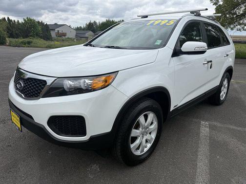 Snow White Pearl 2013 Kia Sorento LX