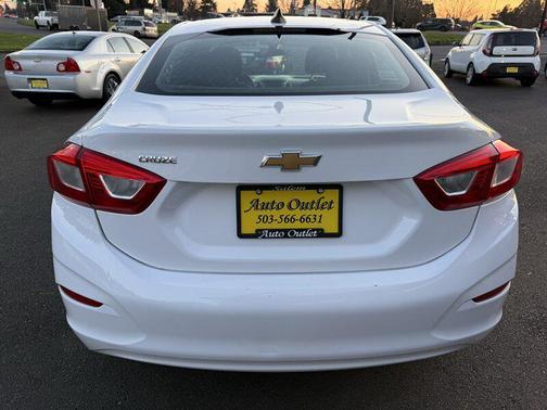 2017 Chevrolet Cruze LS