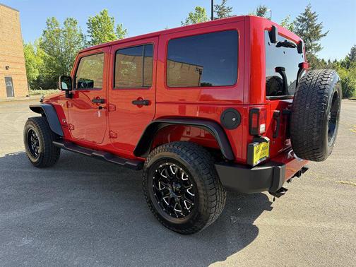 Firecracker Red Clear Coat 2016 Jeep Wrangler Unlimited Sahara