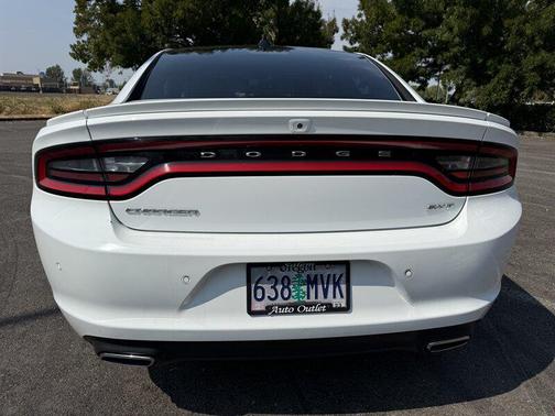 2015 Dodge Charger SXT