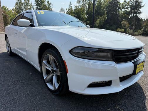 2015 Dodge Charger SXT
