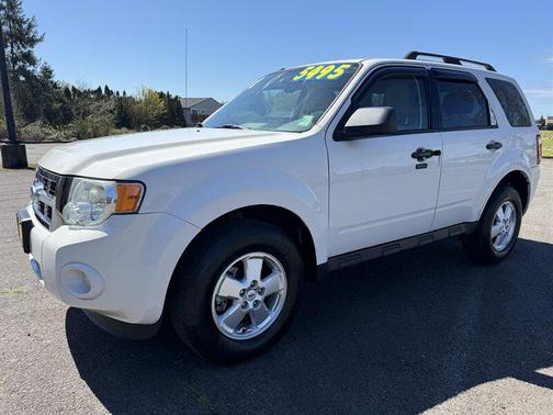 Oxford White 2012 Ford Escape XLT