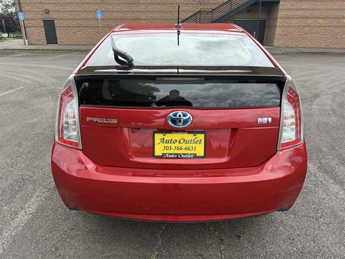 Barcelona Red Metallic 2015 Toyota Prius Four