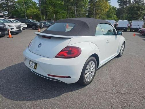2018 Volkswagen Beetle 2.0T S
