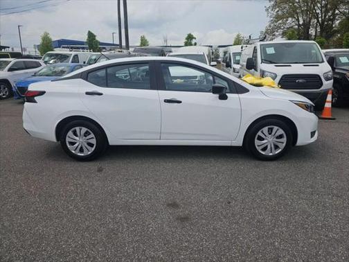 2025 Nissan Versa 1.6 S