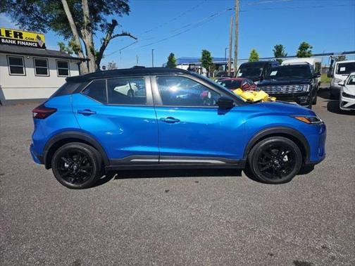 2024 Nissan Kicks SR
