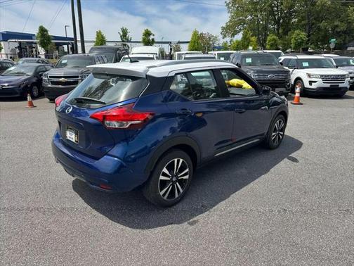 2019 Nissan Kicks SR