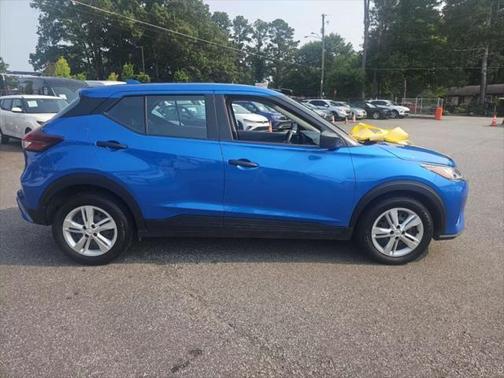 2024 Nissan Kicks S