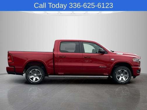 Molten Red Pearlcoat 2026 RAM 1500 Big Horn/Lone Star