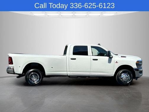 Bright White Clearcoat 2026 RAM 3500 Tradesman