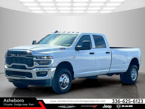 Bright White Clearcoat 2026 RAM 3500 Tradesman