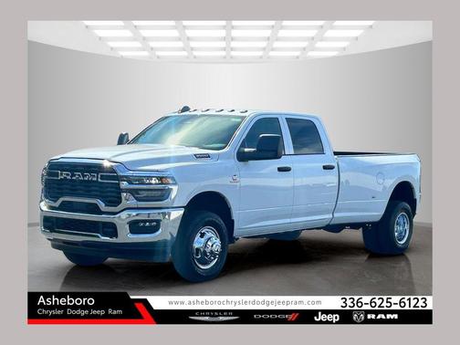 Bright White Clearcoat 2026 RAM 3500 Tradesman