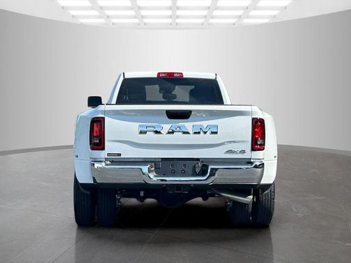 Bright White Clearcoat 2026 RAM 3500 Tradesman