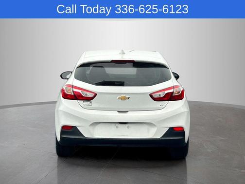 Summit White 2017 Chevrolet Cruze LT