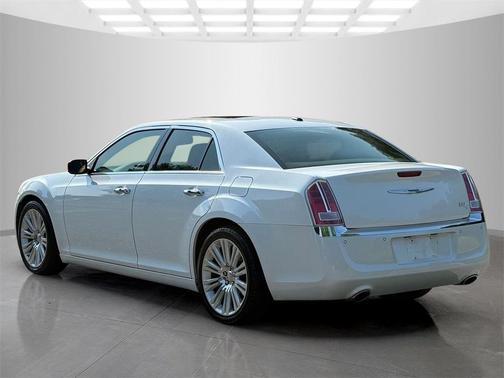 2013 Chrysler 300C Base