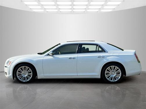 2013 Chrysler 300C Base
