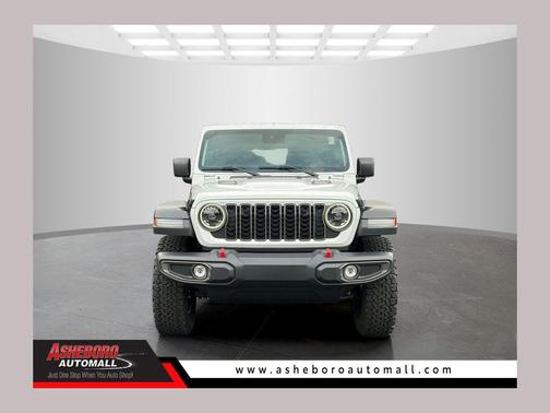 Bright White Clearcoat 2025 Jeep Wrangler Rubicon