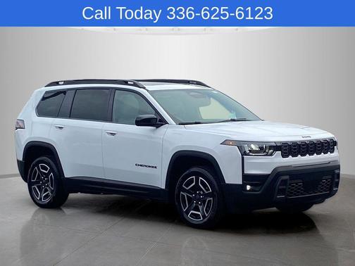 Bright White Clearcoat 2026 Jeep Cherokee LAREDO/LIMITED