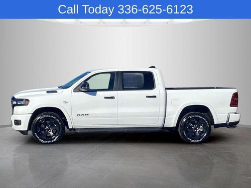 Bright White Clearcoat 2026 RAM 1500 Big Horn/Lone Star