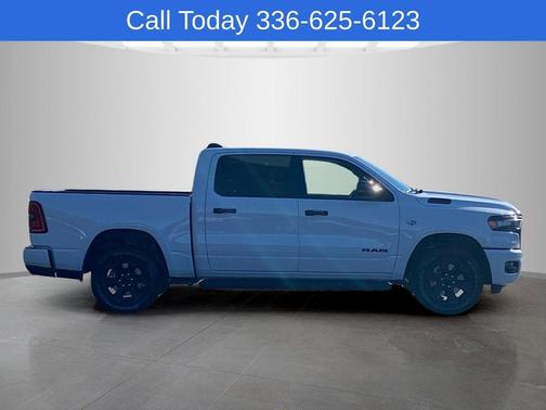 Bright White Clearcoat 2026 RAM 1500 Big Horn/Lone Star