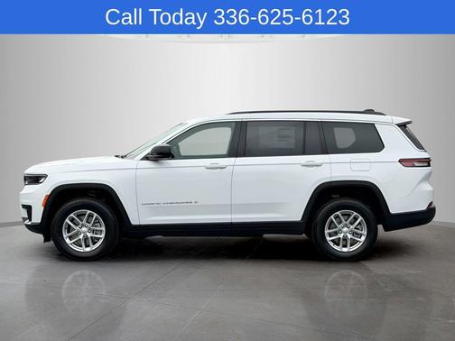 Bright White Clearcoat 2026 Jeep Grand Cherokee L Laredo