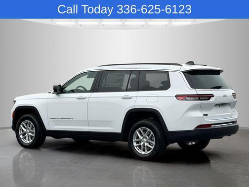 Bright White Clearcoat 2026 Jeep Grand Cherokee L Laredo