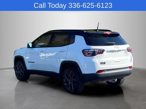 Bright White Clearcoat 2026 Jeep Compass Limited