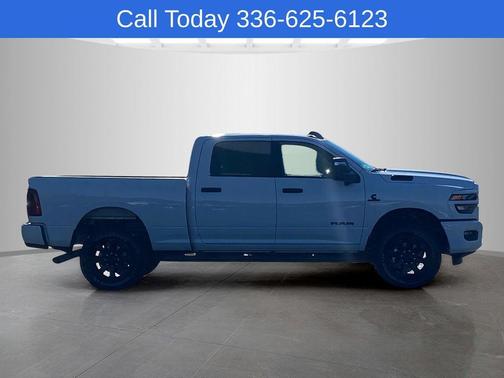 Bright White Clearcoat 2026 RAM 2500 Big Horn