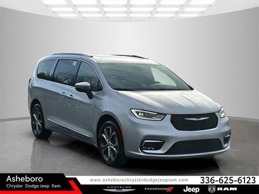 2026 Chrysler Pacifica Pinnacle