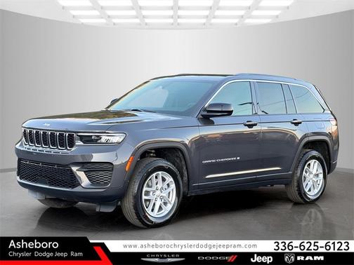 2026 Jeep Grand Cherokee Laredo