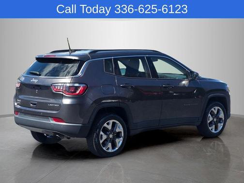 Granite Crystal Clearcoat Metallic 2019 Jeep Compass Limited
