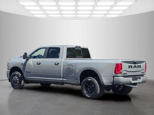 Ceramic Gray Clearcoat 2026 RAM 3500 Laramie