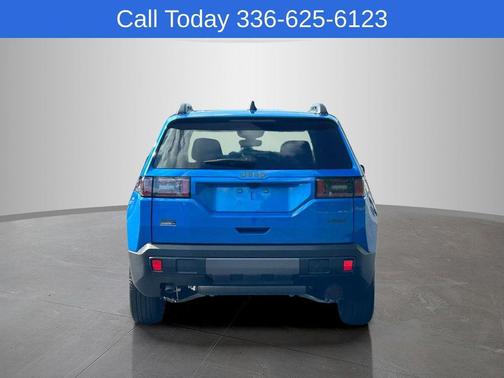 Hydro Blue Pearlcoat 2026 Jeep Cherokee LAREDO/LIMITED