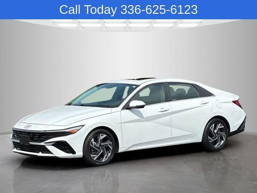 White 2025 Hyundai ELANTRA Limited