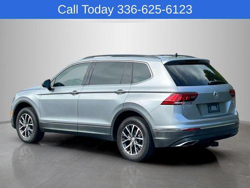Pyrite Silver Metallic 2020 Volkswagen Tiguan 2.0T SE