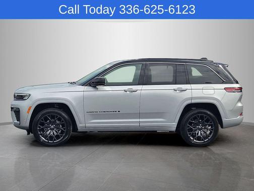Silver Zynith 2026 Jeep Grand Cherokee Summit