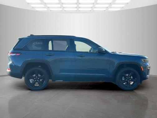 Steel Blue 2026 Jeep Grand Cherokee Limited