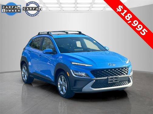 2022 Hyundai KONA SEL
