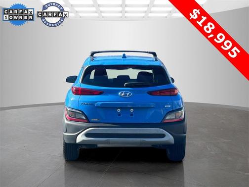 2022 Hyundai KONA SEL