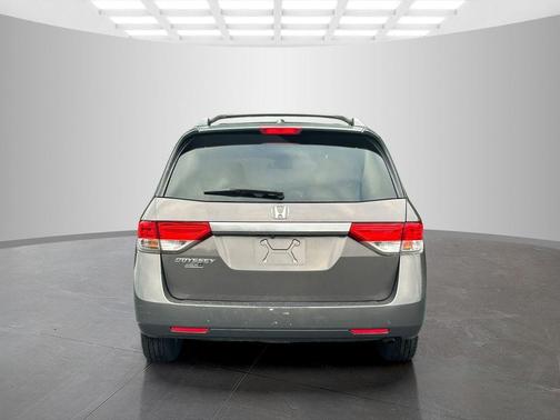 Gray 2016 Honda Odyssey EX-L