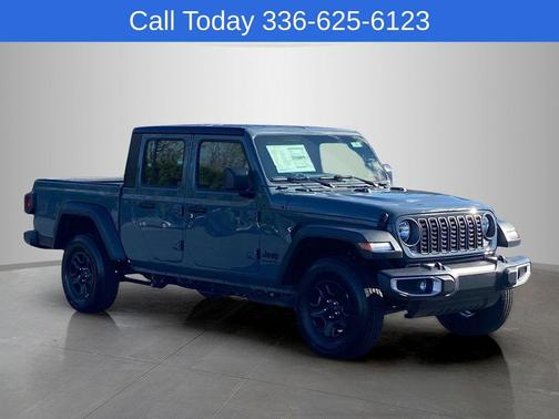 Anvil Clearcoat 2026 Jeep Gladiator Sport