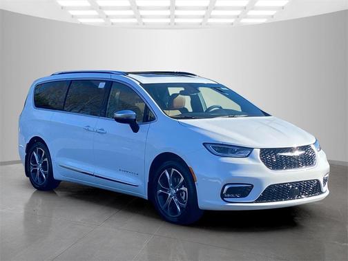 2026 Chrysler Pacifica Pinnacle