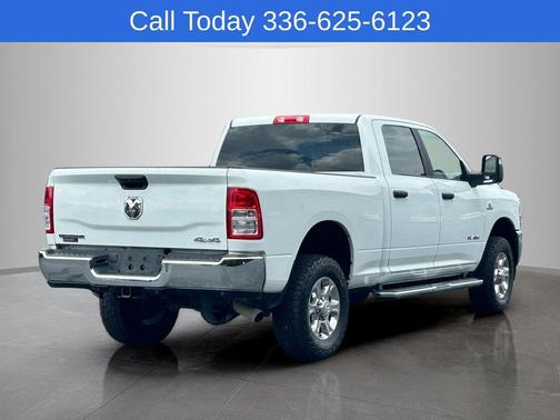 Bright White Clearcoat 2024 RAM 2500 Big Horn