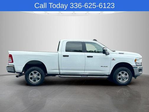 Bright White Clearcoat 2024 RAM 2500 Big Horn