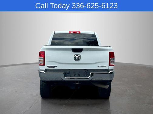 Bright White Clearcoat 2024 RAM 2500 Big Horn